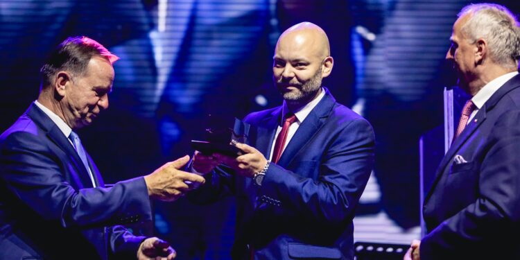 Mielec: Prestiżowe godło „Teraz Polska” dla Euro-Eko z Mielca!