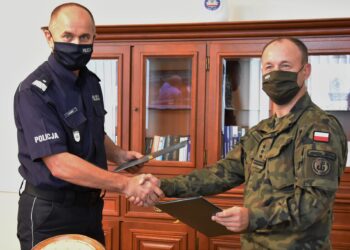 Kielce: Świętokrzyscy terytorialsi podpisali porozumienie ze świętokrzyską policją.