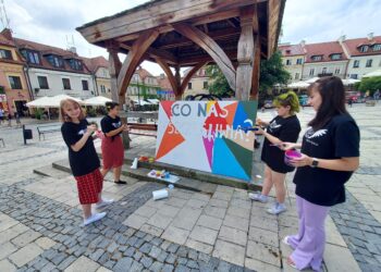 Sandomierz: Gildia Szkół Niezwykłych wychowuje przez sztukę.