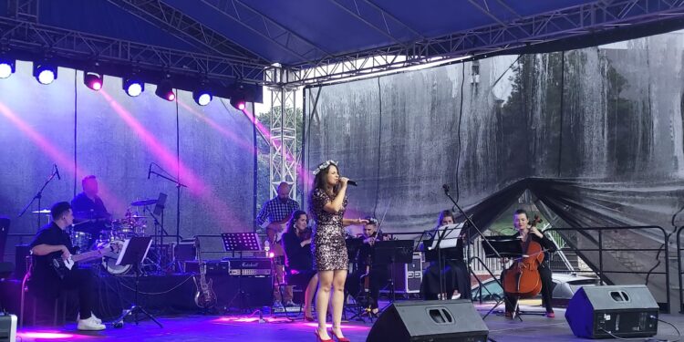 Sandomierz: Deszczowe powitanie wakacji.