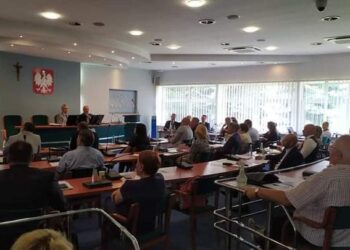 Mielec: Wotum – NIE, Absolutorium -TAK.