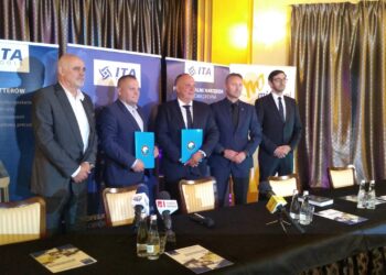 Mielec:  Nowy sponsor, nowe zawodniczki i trenerzy.