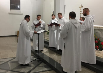 Stalowa Wola: Dziś w klasztorze zabrzmią śpiewy gregoriańskie