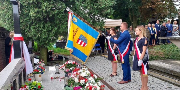 Sandomierz: Sztafeta pokoleń trwa.