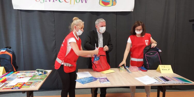 Sandomierz: „Tornister pełen uśmiechów”.