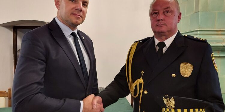 Sandomierz: Nowy komendant Straży Miejskiej złożył ślubowanie.