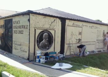 Padew Narodowa: Mural Ignacego Łukasiewicza w Padwi Narodowej.