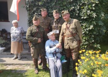 Dąbrowica. Przybyli ułani