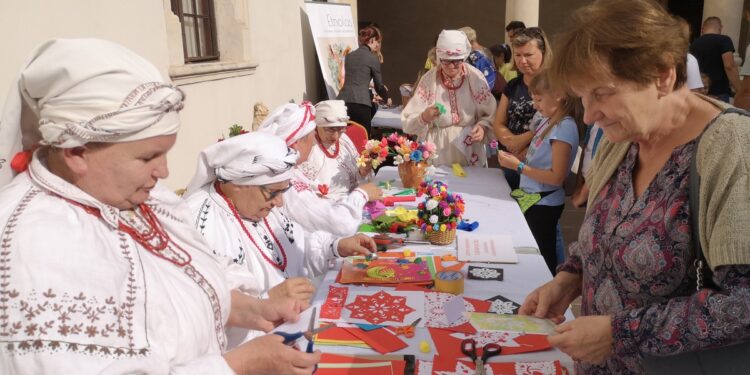 Baranów Sandomierski. Promowali kulturę lasowiacką