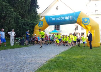 Tarnobrzeg. Bieg dla Ochotników Dzikowskich 1920.