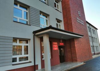 Nisko: Szkoły rozpoczęły realizację projektu Zawodowcy