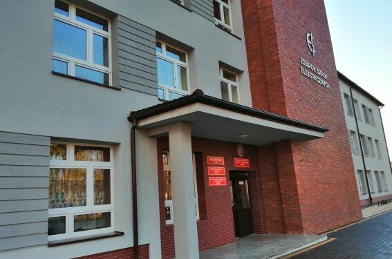 Nisko: Szkoły rozpoczęły realizację projektu Zawodowcy