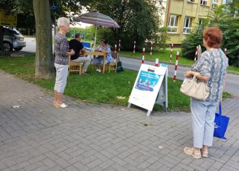 Tarnobrzeg. Urząd Statystyczny uruchomił punkt spisowy na świeżym powietrzu.