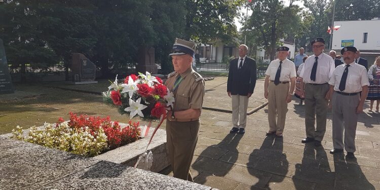 Tarnobrzeg. Uroczystości w 101. rocznicę Bitwy Warszawskiej.