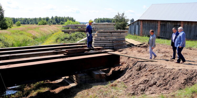 Mielec: Nowy most w Zachwiejowie.