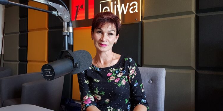 Rozmowa z Barbarą Zych kierowniczką Zakładu Pielęgnacyjno-Opiekuńczego w Tarnobrzegu.