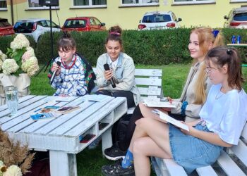 Sandomierz: Uczniowie „Rolnika” czytali dramat Zapolskiej.