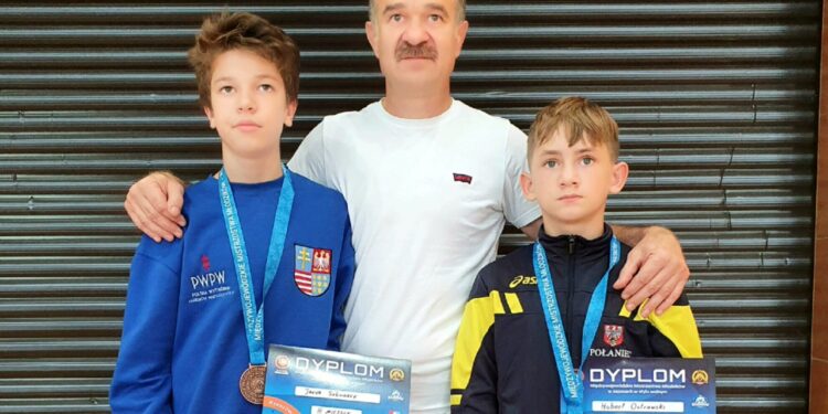 Połaniec: Brązowe medale dla zapaśników