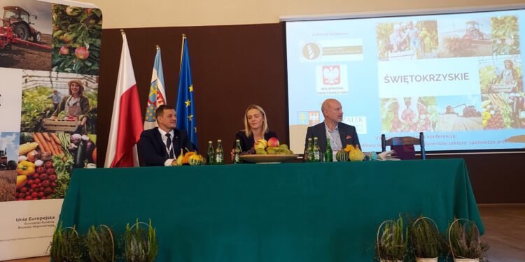 Sandomierz: Konferencja „Potencjał eksportowy i handlowy świętokrzyskich producentów sektora spożywczo-przetwórczego”.