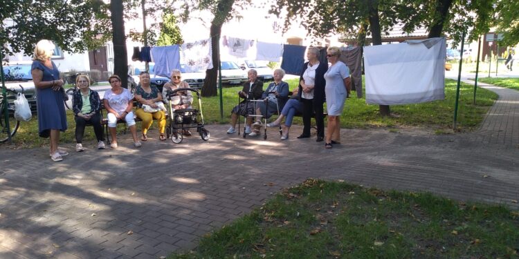 Mielec: Mieszkańcy bloku interweniują!