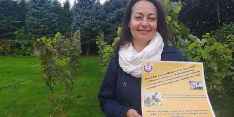 Chwałki: Zdrowe soki u Chwałowianek.