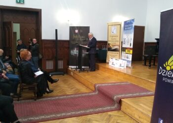 Mielec: Mielecka  Grupa Literacka Słowo ma 15 lat.