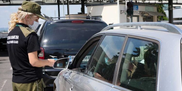 Region: Z Turcji do Niemiec… z fałszywką za 3 tys. euro!