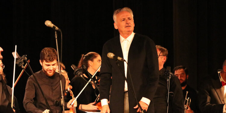Mielec: Krzesimir Dębski i Warsow Impressione Orchestra