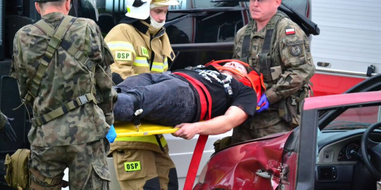 Nisko: Wypadek masowy, uchodźcy, zagrożenie i działania ratownicze podczas ćwiczeń SAN.