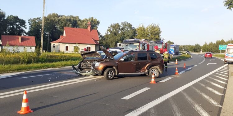 Siedleszczany. Zderzenie dwóch osobówek