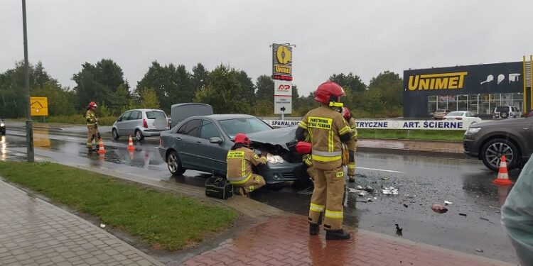 Tarnobrzeg. Trudne warunki na drogach. Uwaga kierowcy.