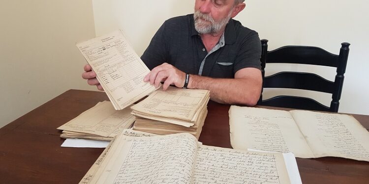 Tarnobrzeg. Relacje świadków rzezi wołyńskiej. Znalezisko ze strychu ma wymiar ogólnopolski.