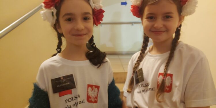 Sandomierz: V Festiwal Piosenki Patriotyczno-Religijnej.