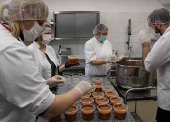 Sandomierz: Obiad jak u mamy czyli przez żoładek do serca.