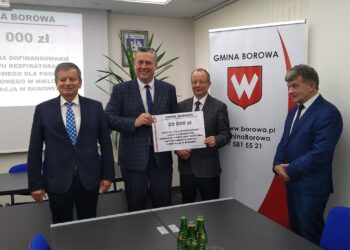 Mielec: Gmina  Borowa wsparła pogotowie ratunkowe, dotacją
