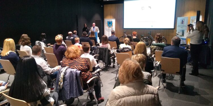 Mielec: Konkurs „EKOświat za 100 lat”.