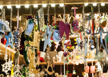 Tarnobrzeg. Kiermasz Bożonarodzeniowy Fundacji Mieć Pasję.