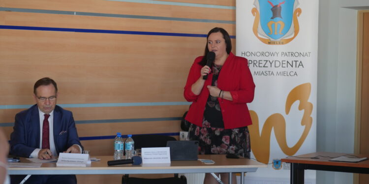 Mielec: Nowe technologie i fundusze europejskie.