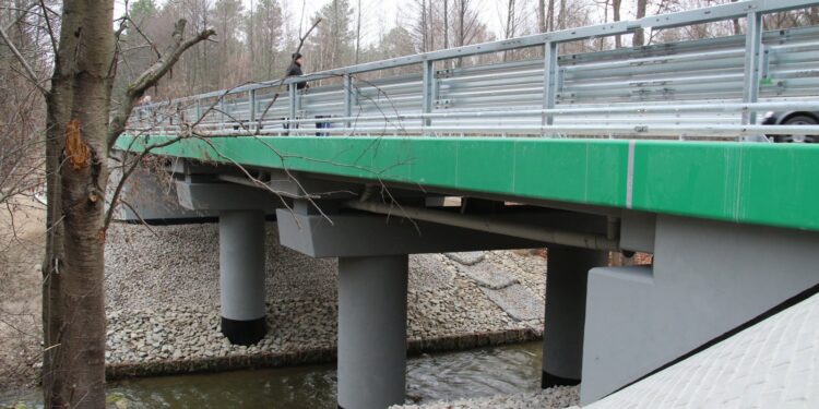 Łązek Zaklikowski: Most na Sannie oddany do użytku