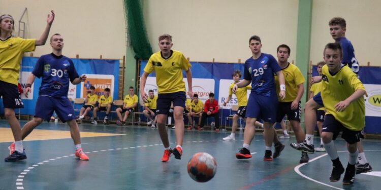 Mielec: Niepodległościowy Młodzieżowy Turniej Piłki Ręcznej.