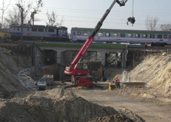 Stalowa Wola: Będą pierwsze próby obciążeniowe wiaduktu budowanego między ulicami Okulickiego i Przemysłową