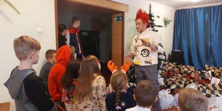 Skopanie. Michał Wiśniewski spotkał się z podopiecznymi Domu Dziecka