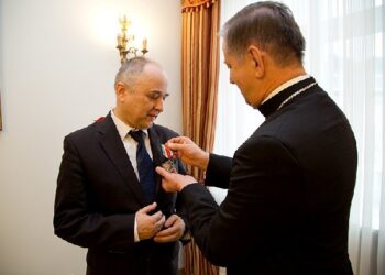 Tarnobrzeg. Nagroda Marczaka dla Bogusława Szwedo, prezesa Radia Leliwa.