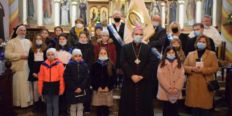 Tarnobrzeg-Wielowieś: Maryja jak gwiazda.