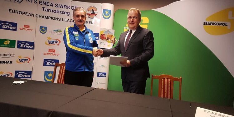 Tarnobrzeg. Siarkopol nadal sponsorem mistrzowskich tenisistek stołowych.