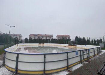 Tarnobrzeg. Po świętach otwarcie lodowiska.