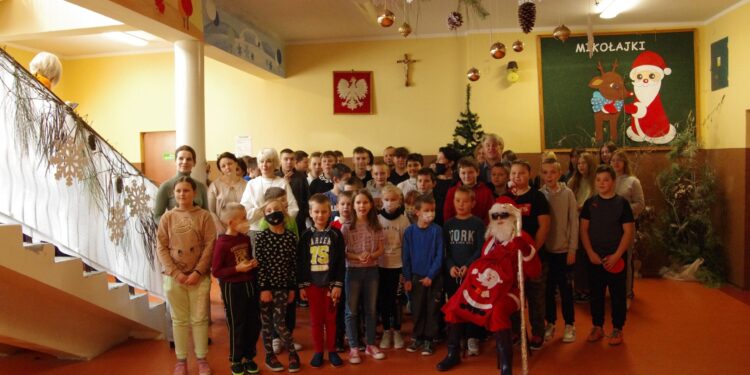 Koprzywnica: Odwiedziny Świętego Mikołaja.