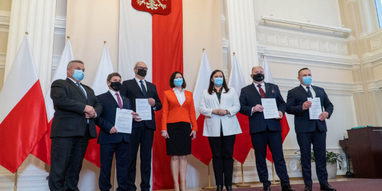 Rzeszów, Nisko: Nisko oraz Krosno, Jasło i Jarosław już po podpisaniu umowy na środki norweskie