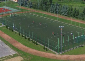 Radomyśl Wielki: Będzie nowa trawa na Orliku