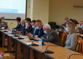 Dębica: Budżet powiatu przyjęty jednomyślnie.
